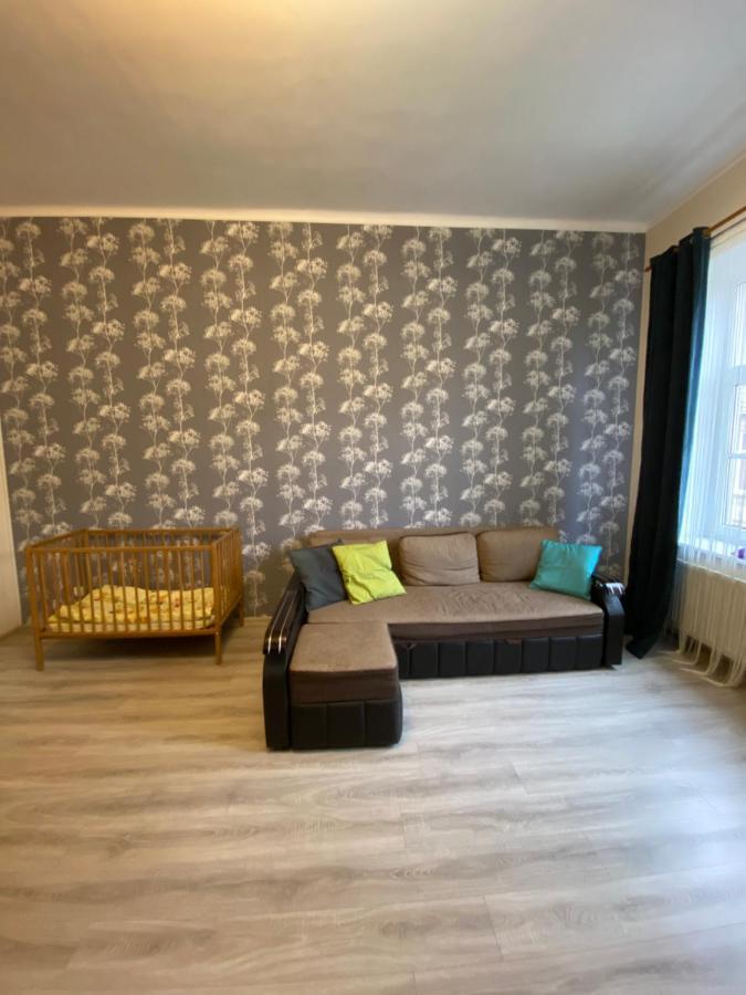 2 Bedroom Apartment On Tomashivskogo Street 7 Lviv Exterior foto